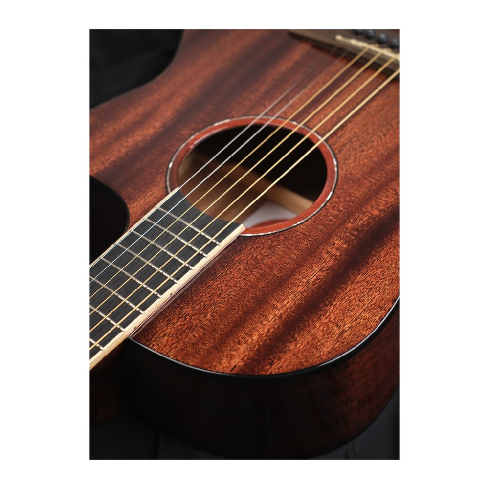 F-Series F139C — A 39" Western-Cutaway Body
