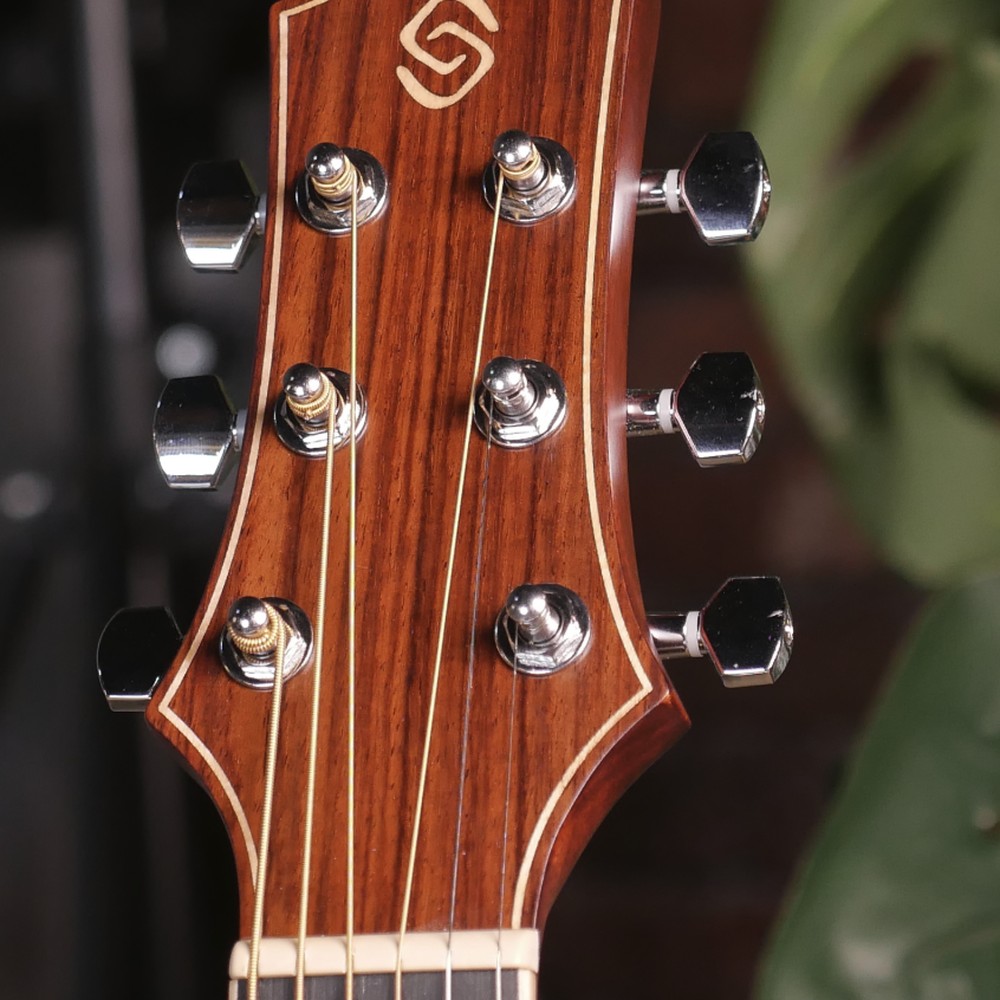 GS136 — Rosewood Headstock Veneer