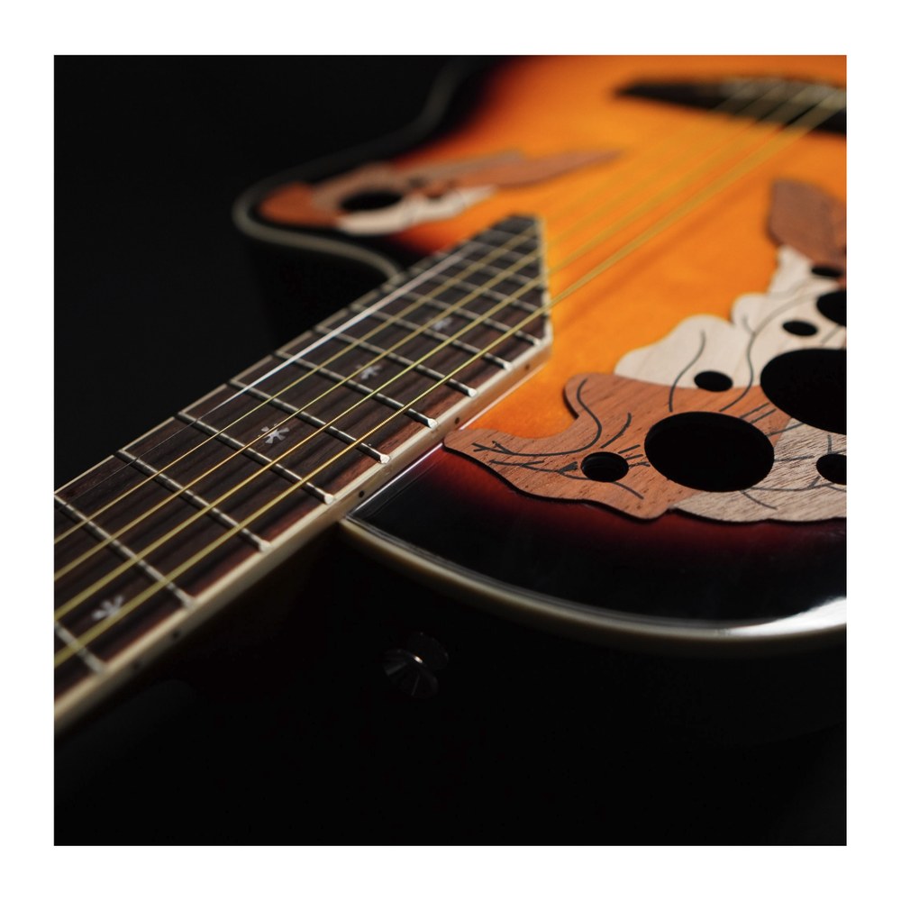 Oval O241CE — 24 Frets, Extended Reach