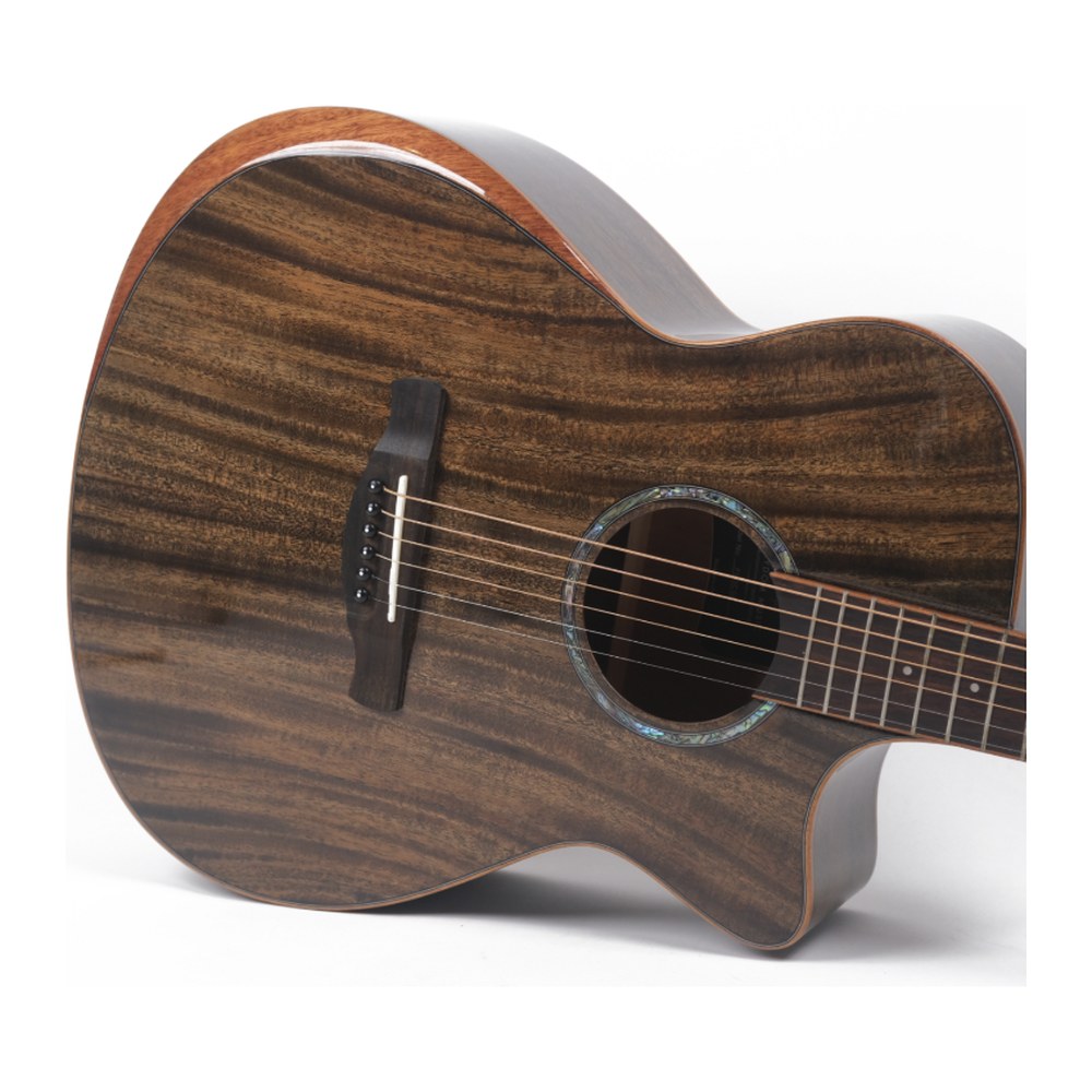 Performance P141C — Natural Mahogany Finish