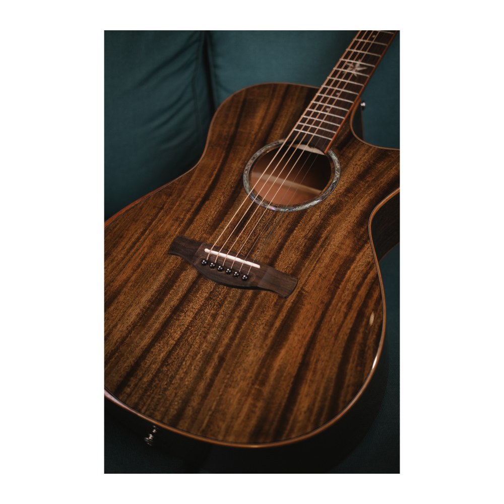 Performance P141C — All-Mahogany, Top To Back