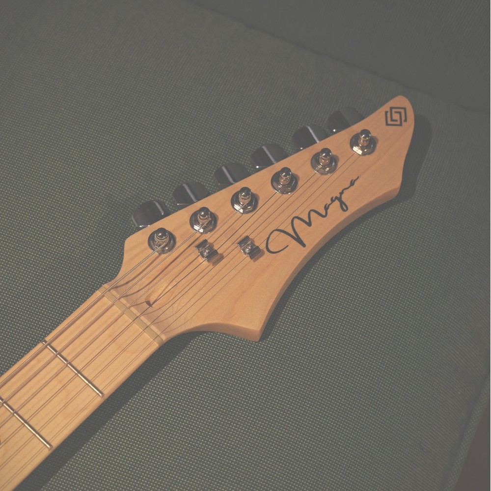 Stratway ST20M — Headstock & Hardware